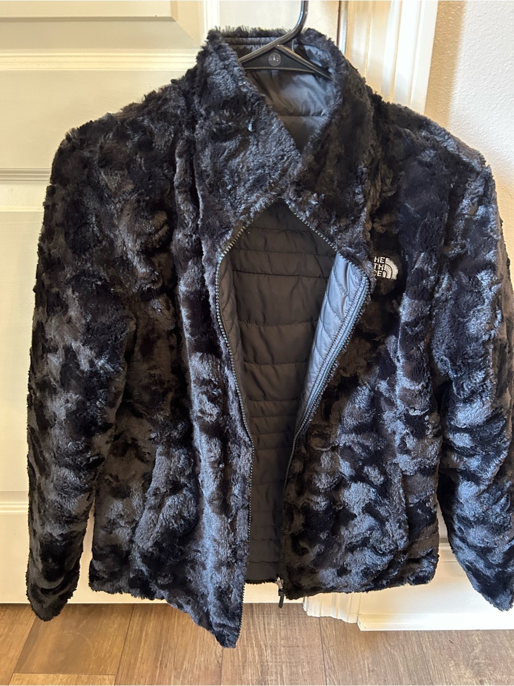 The North Face Women's Black Faux-Fur Teddy Coat